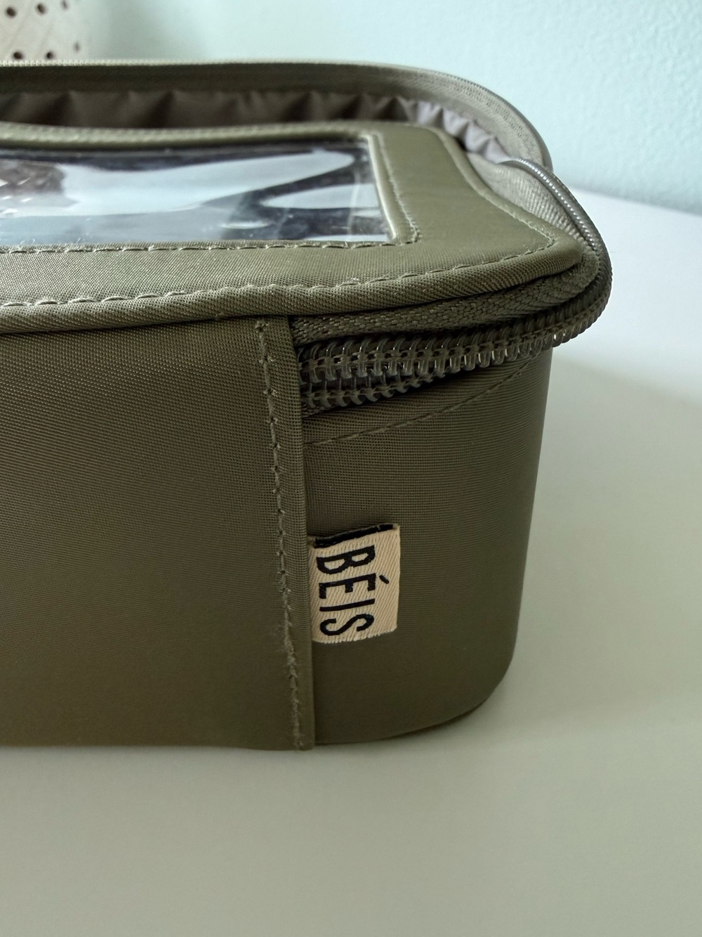 BEIS In Flight Cosmetic Travel Set - Picture 5 of 5